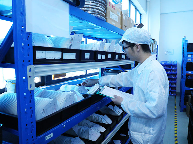 Electronic Components Warehouse