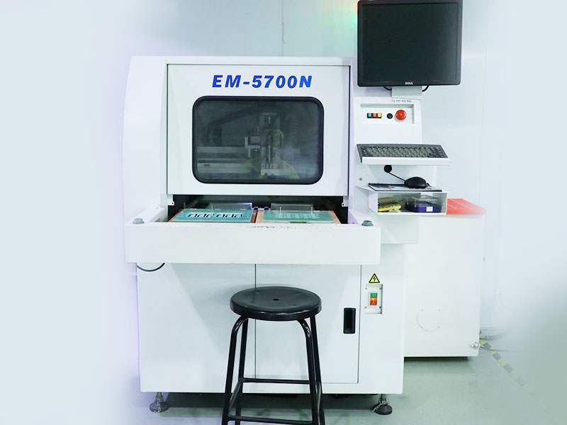 Automatic board separator